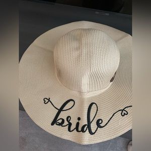 Bride floppy hat